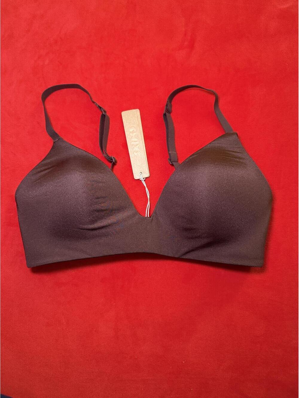 Skims Wireless Form T Shirt Bra Color Cocoa Size 32A